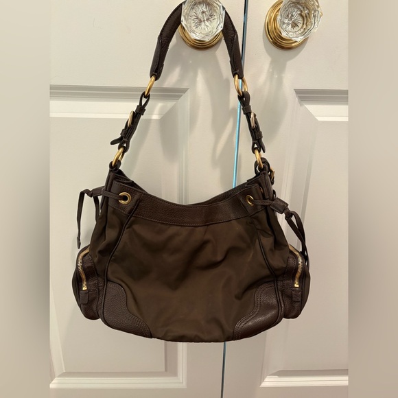 Authentic Prada Shoulder Bag - Picture 5 of 9